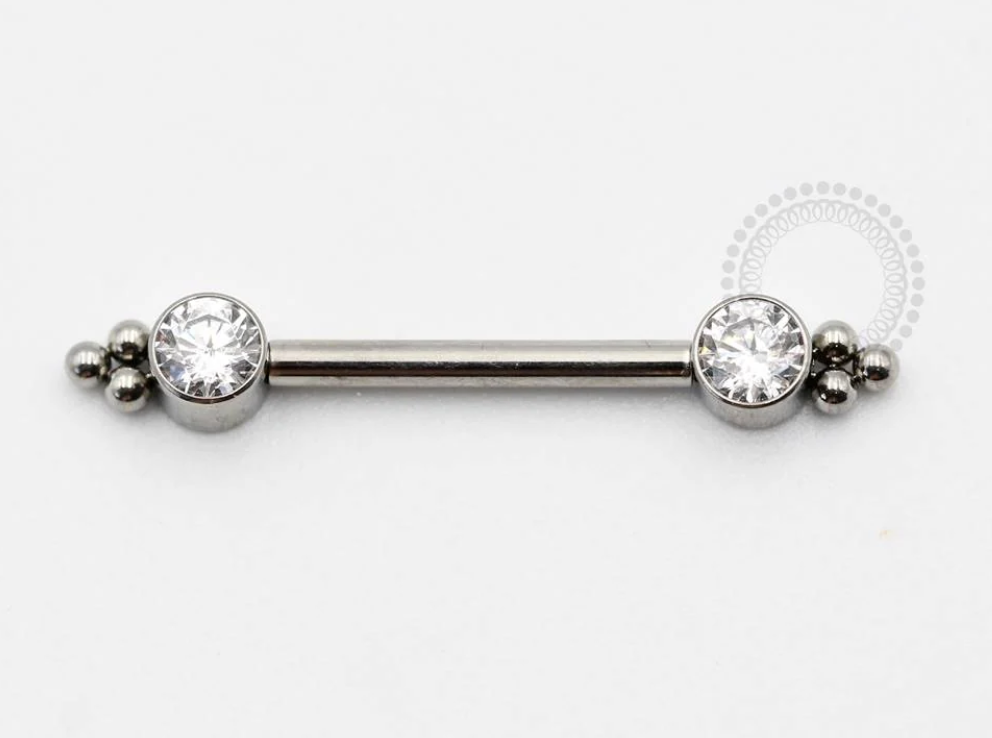 Bezelset Tri bead Nipple Barbell