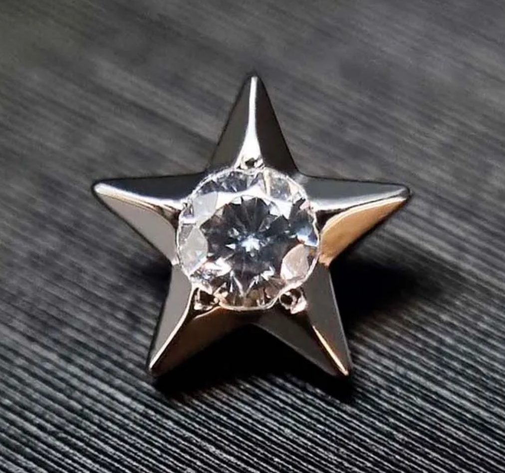 Star Titanium Threaded Gem End