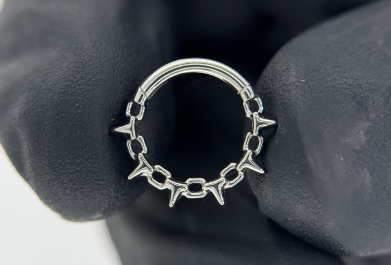 Aimia Spikey Clicker Ring