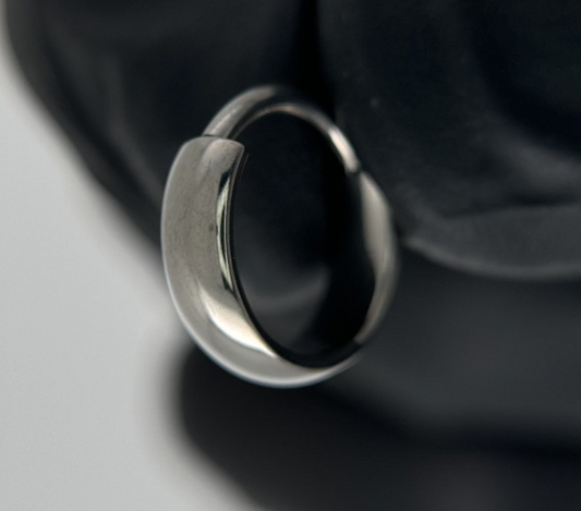 Aimia Thick Clicker Ring