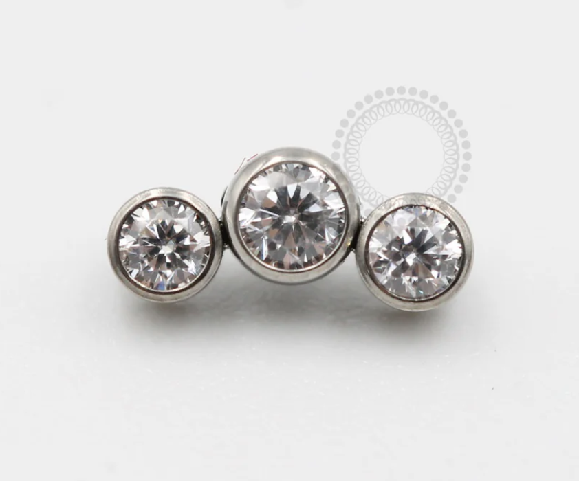 3 Gem Cluster End Titanium