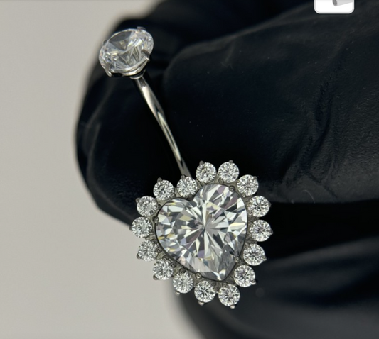 Aima Large Heart Navel Curved Bar