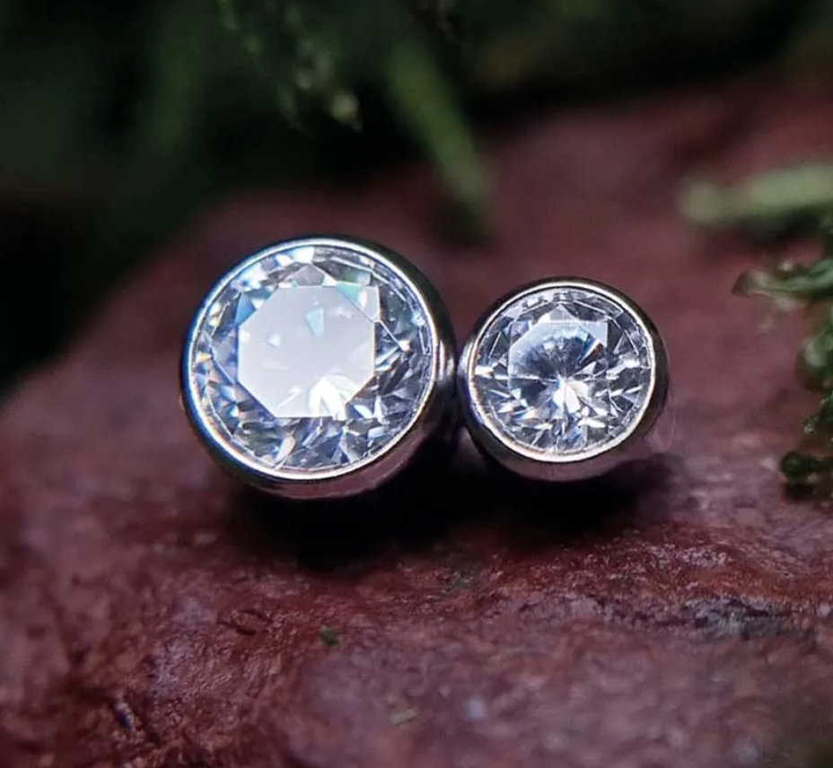 Isabella Double Bezelset CZ Titanium End