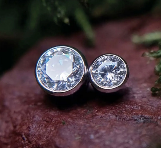 Isabella Double Bezelset CZ Titanium End