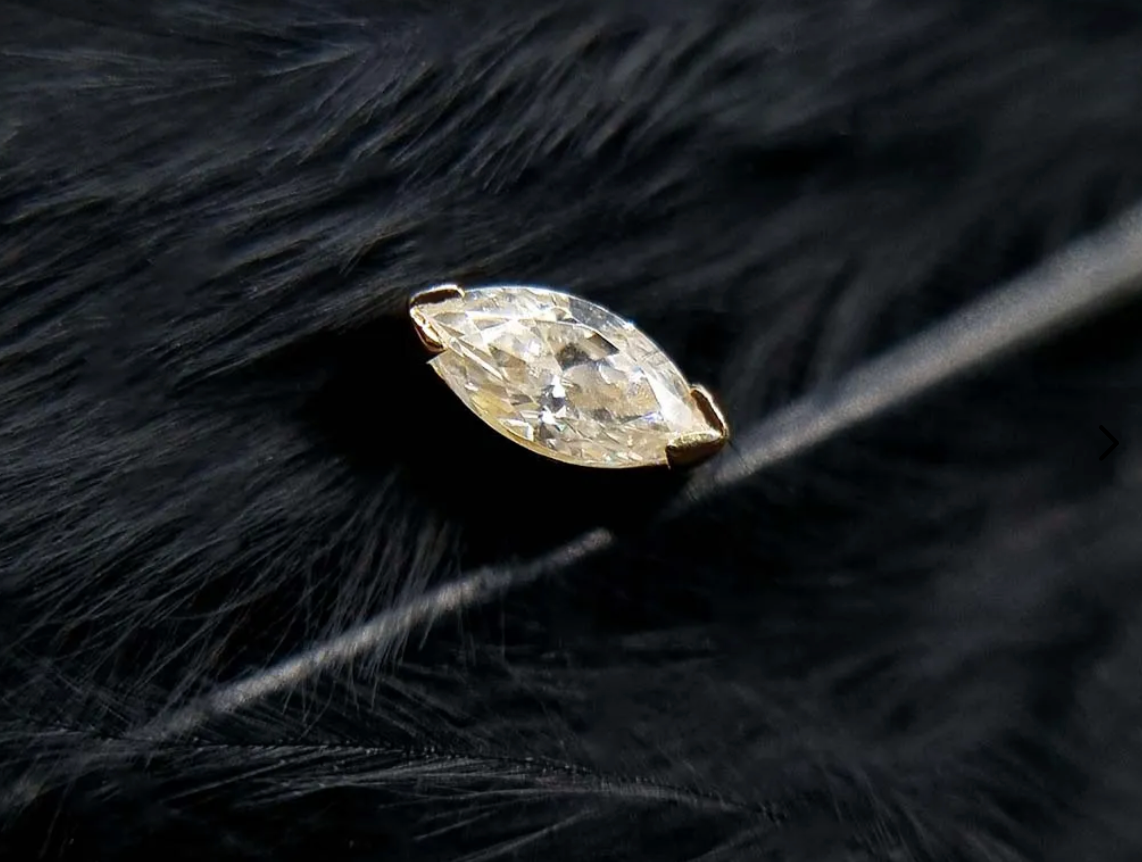 Marquise prongset CZ gem Tremun (large)